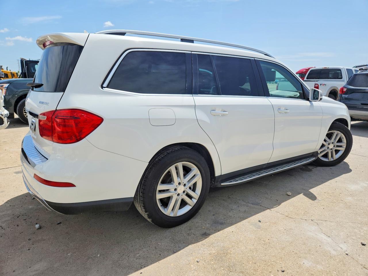 2014 Mercedes-benz Gl 350 Bluetec White vin: 4JGDF2EE1EA336978
