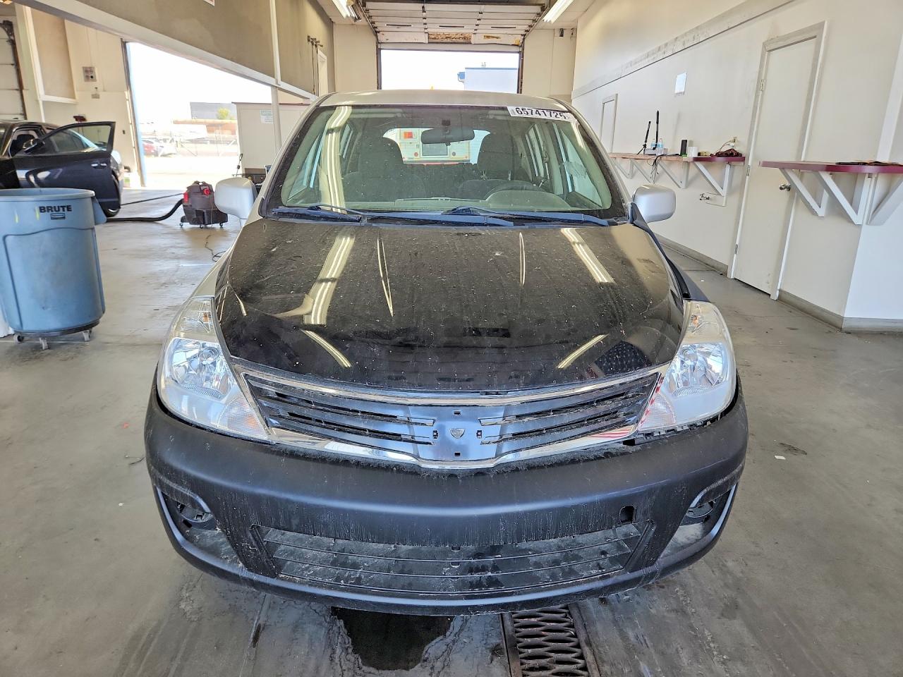 2012 Nissan Versa 1.8 S Silver vin: 3N1BC1CPXCL370154