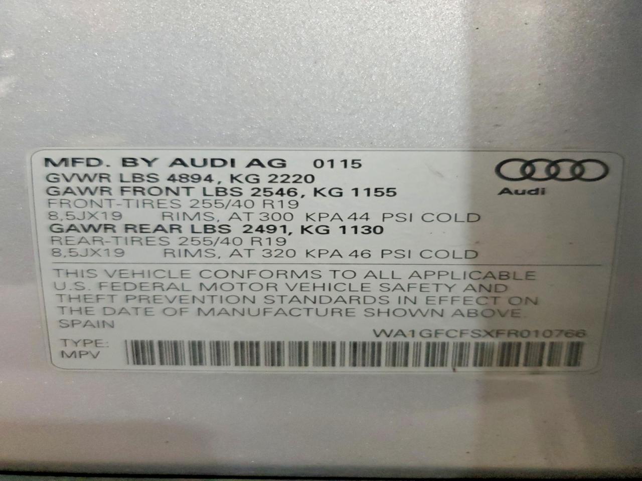 2015 Audi Q3 Prestige Silver vin: WA1GFCFSXFR010766