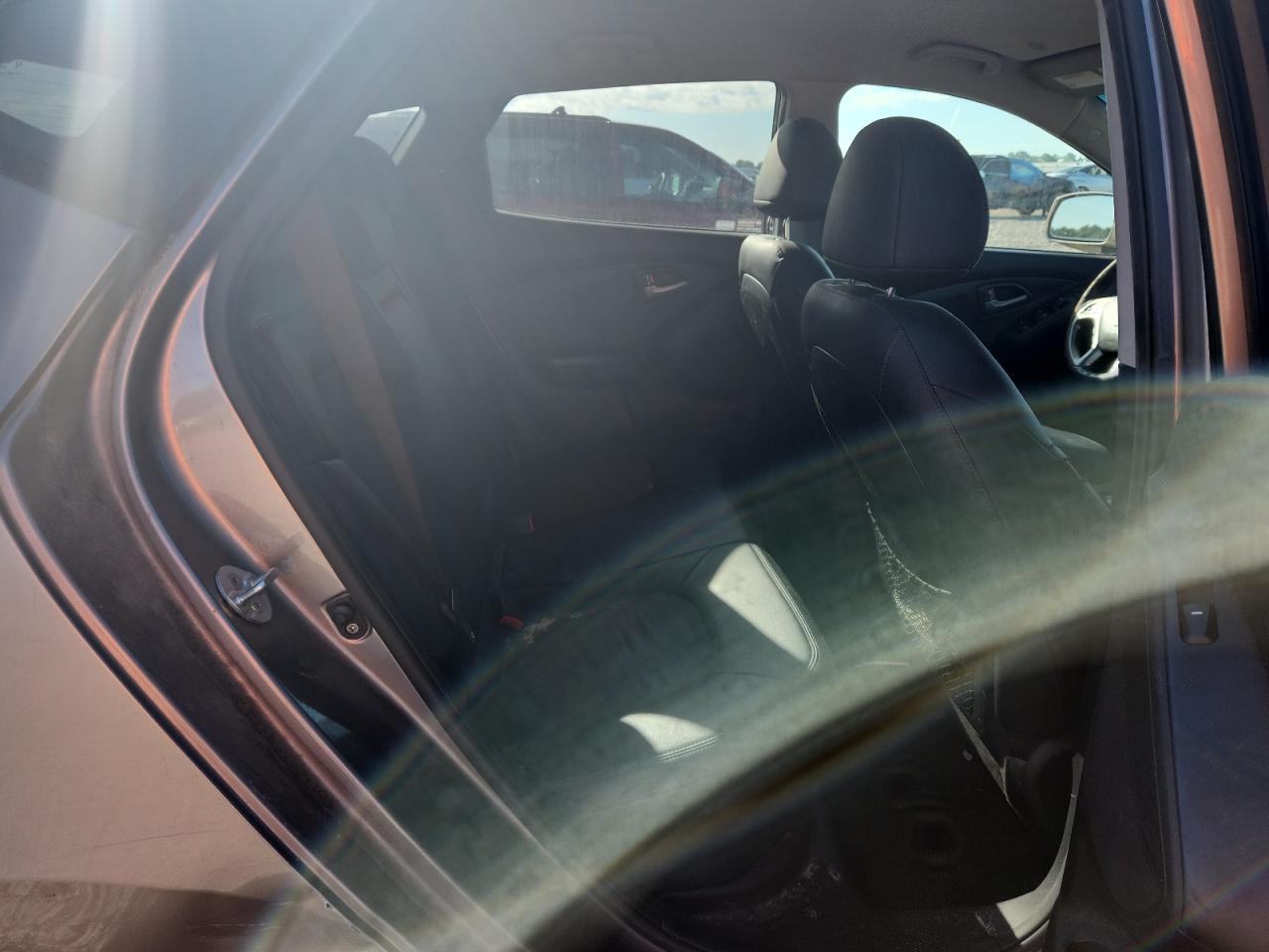 2012 Hyundai Tucson Gls Серебряный vin: KM8JU3AC2CU375853
