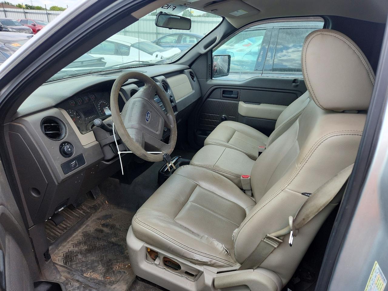 2009 Ford F150 Silver vin: 1FTRF12W09KC35884
