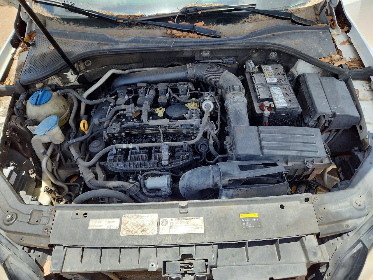 2015 Volkswagen Passat Se Белый vin: 1VWBS7A3XFC026629