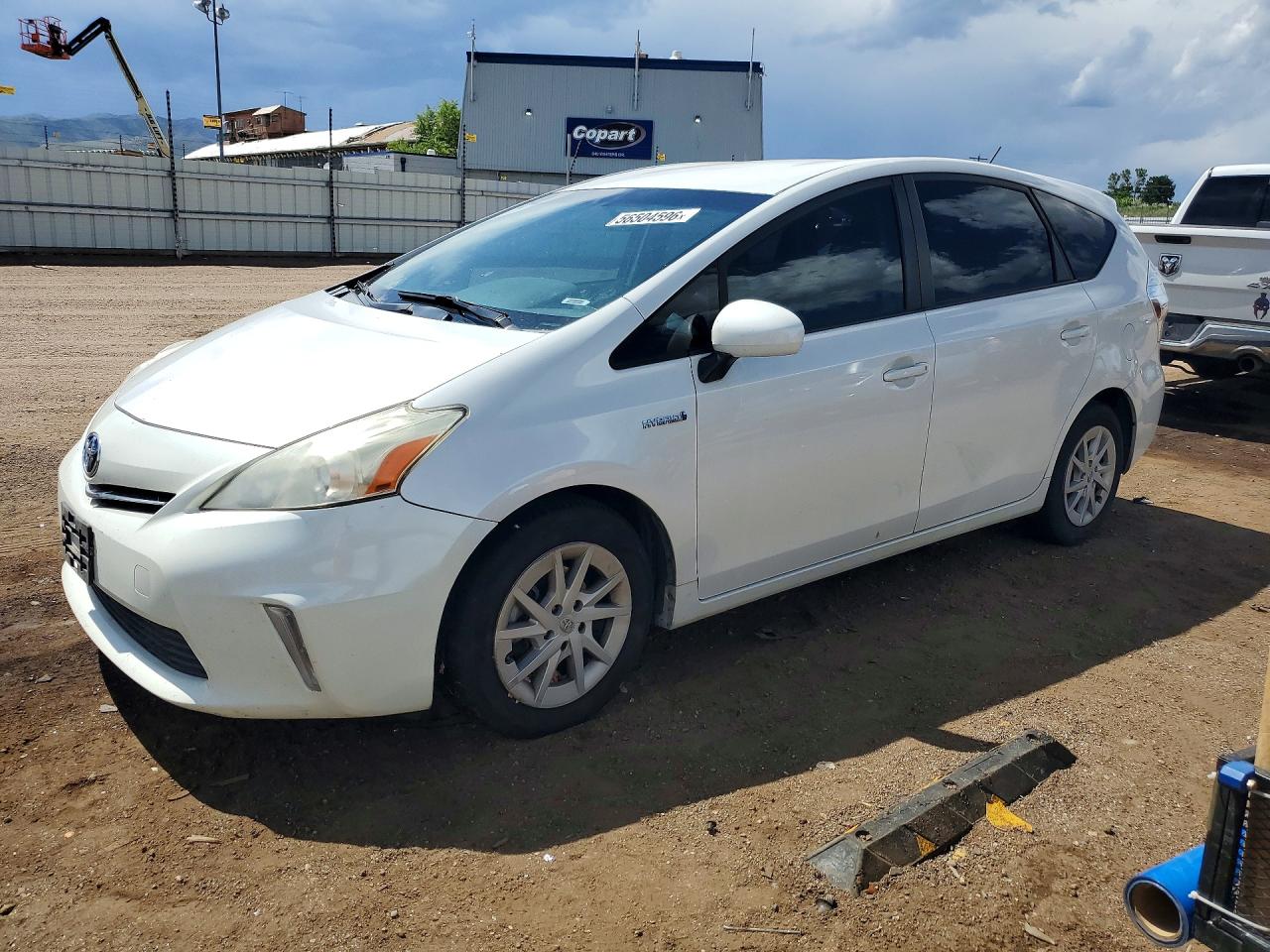 2014 Toyota Prius V Three White vin: JTDZN3EU2E3318245