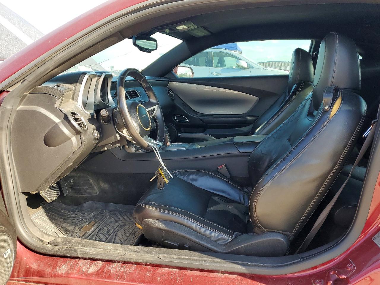 2010 Chevrolet Camaro Burgundy vin: 2G1FC1EV8A9197897