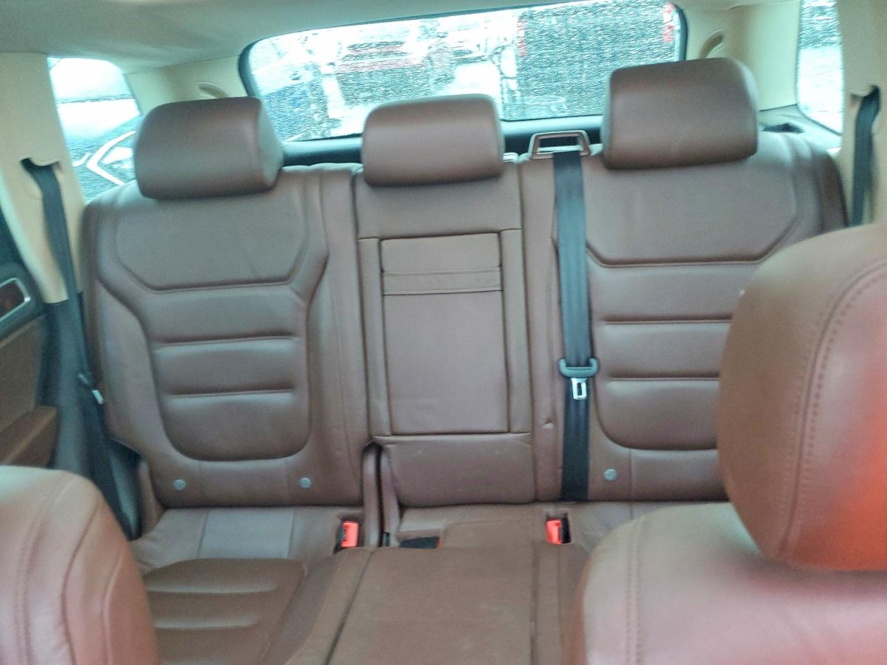 2014 Volkswagen Touareg V6 Tdi Brown vin: WVGEP9BP9ED008822
