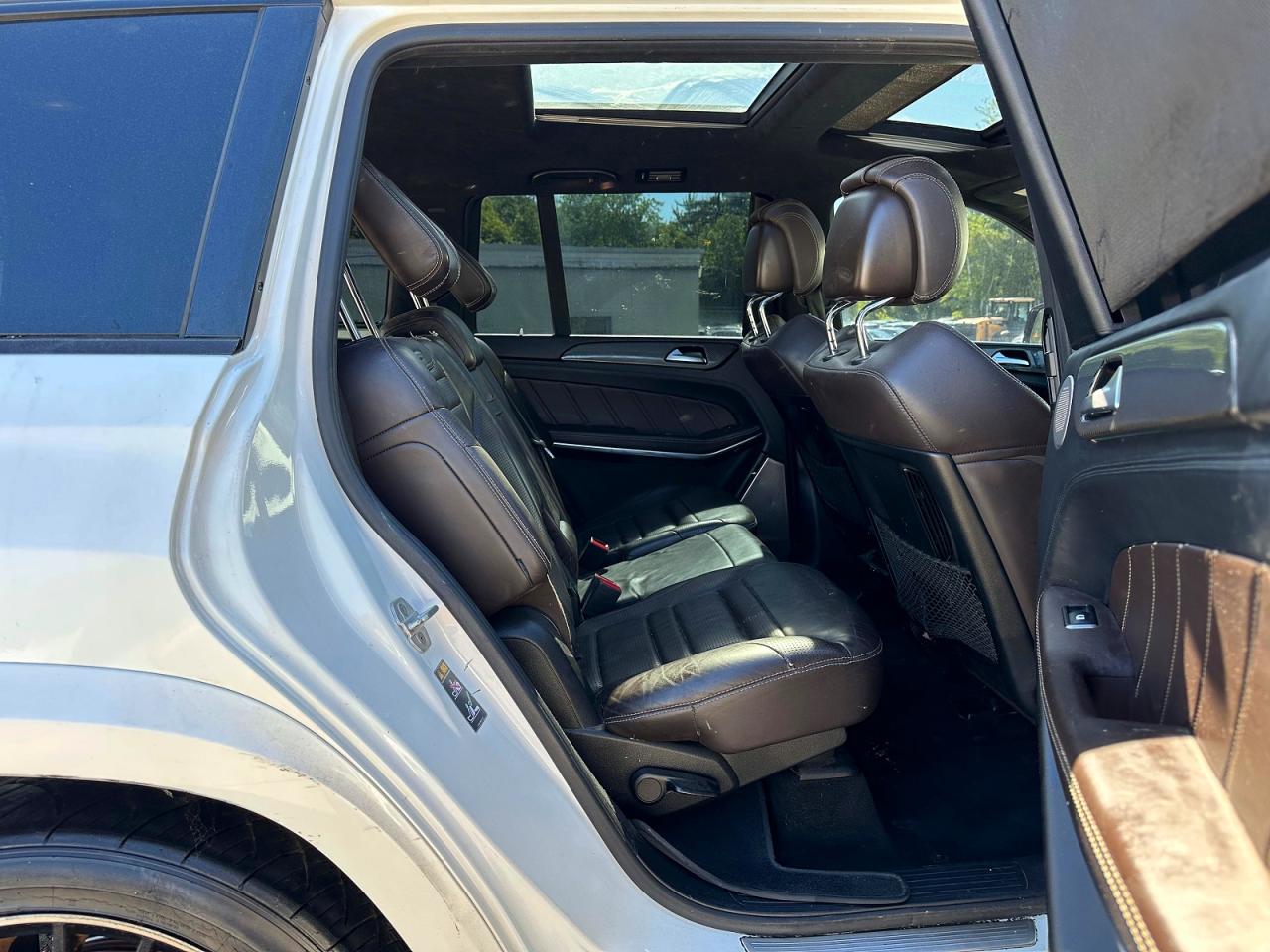 2018 Mercedes-benz Gls 63 Amg 4matic Белый vin: 4JGDF7FE8JA999812