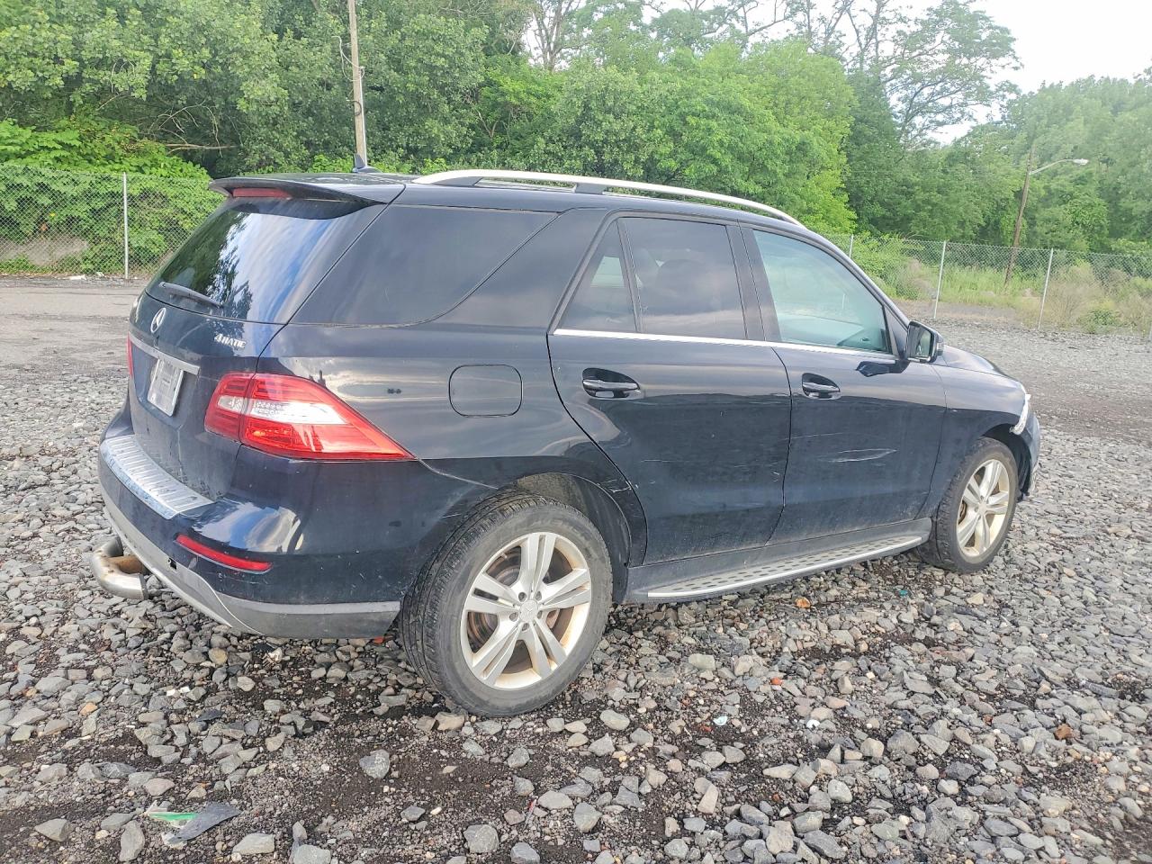 2013 Mercedes-benz Ml 350 4matic Черный vin: 4JGDA5HB6DA175916