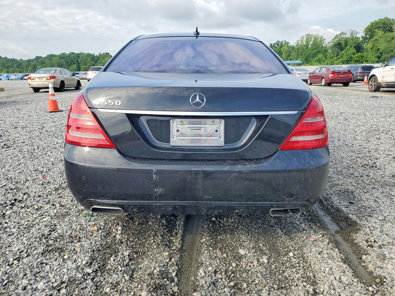 2012 Mercedes-benz S 550 Black vin: WDDNG7DBXCA432069