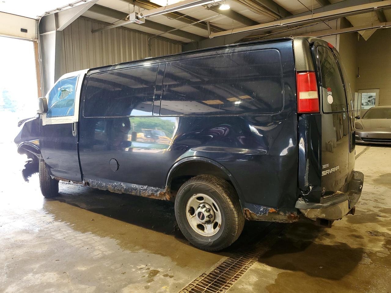 2010 Gmc Savana G2500 Blue vin: 1GTZGFBA0A1121084