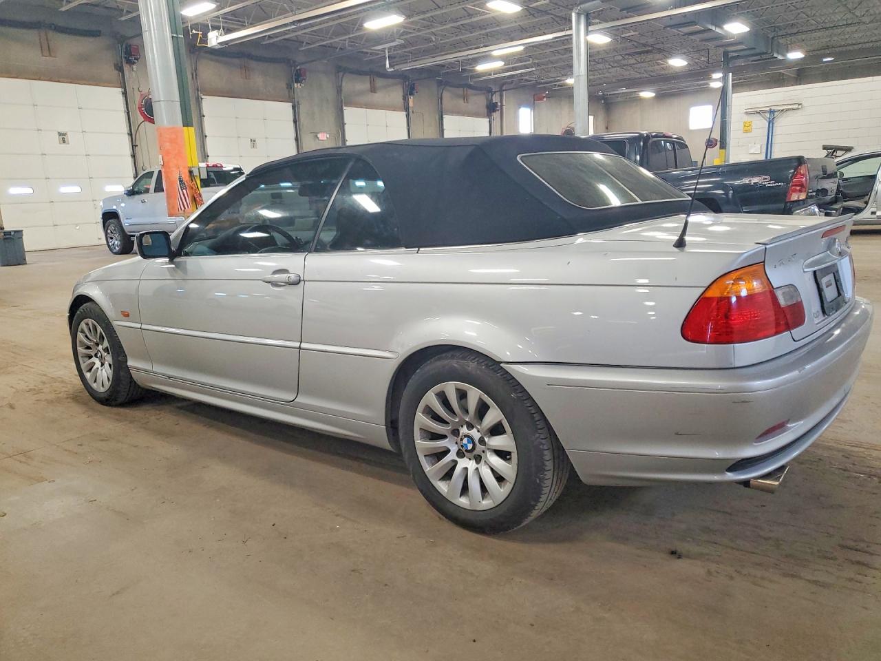 2000 Bmw 323 Ci Серебряный vin: WBABR3345YEA82319