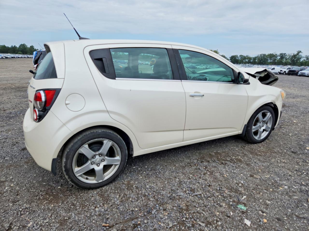 2014 Chevrolet Sonic Ltz White vin: 1G1JE6SB9E4193863