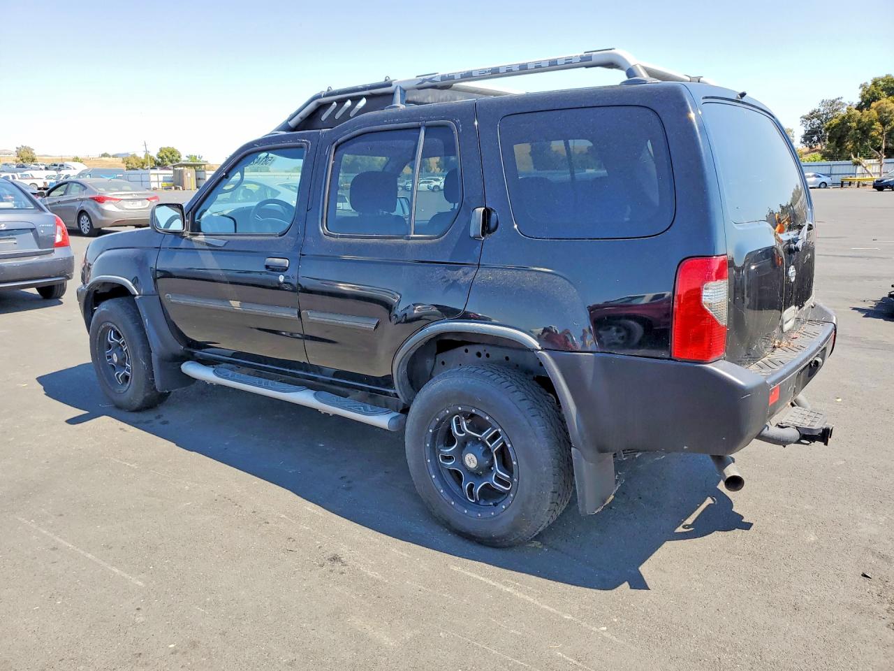 2001 Nissan Xterra Xe-v6 Black vin: 5N1ED28T81C520141