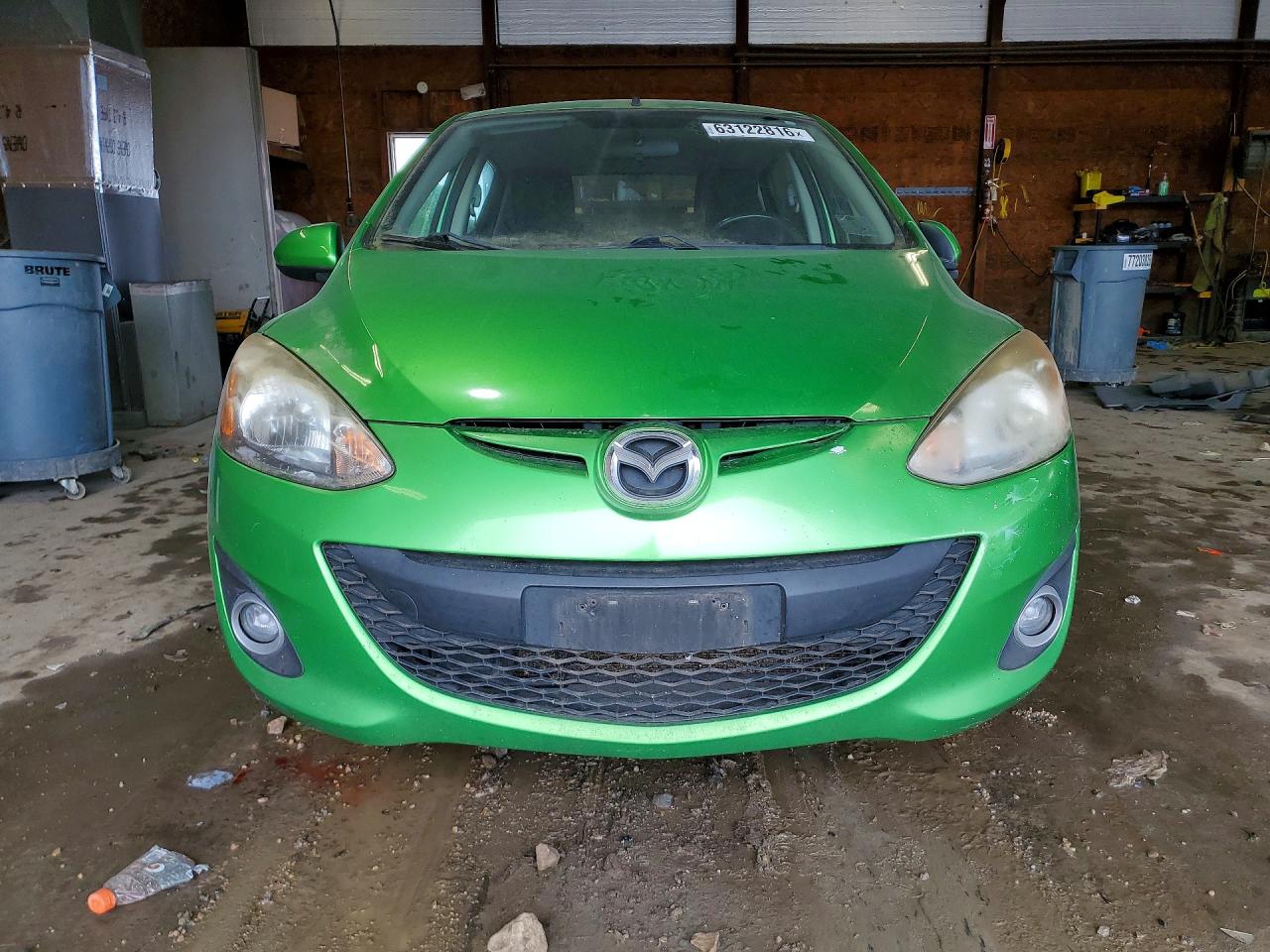 2011 Mazda Mazda2 Зеленый vin: JM1DE1HZ6B0130153