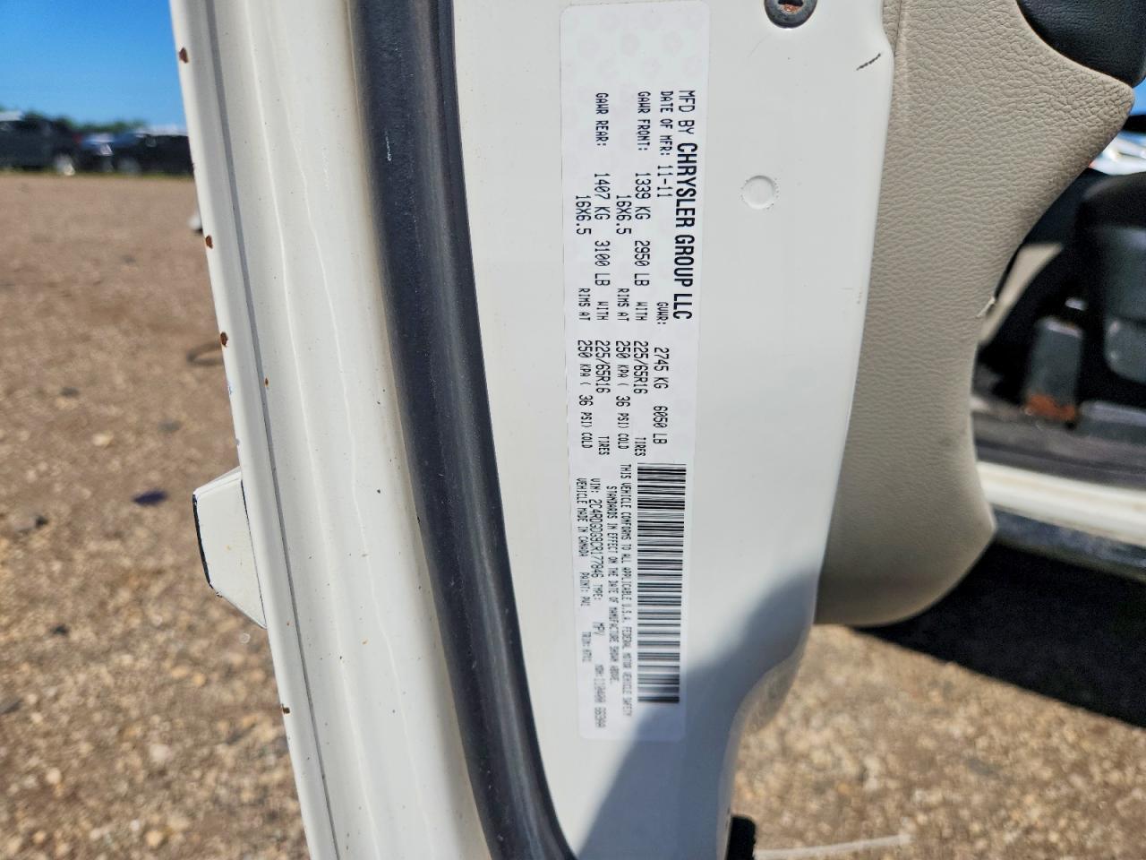 2012 Dodge Grand Caravan Crew White vin: 2C4RDGDG9CR177846
