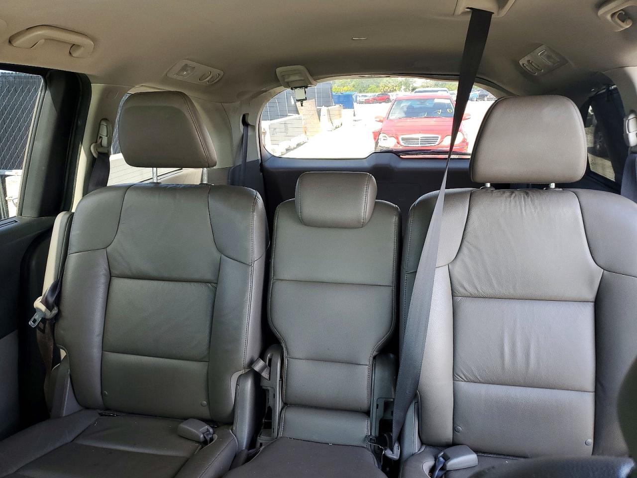 2012 Honda Odyssey Touring Gray vin: 5FNRL5H93CB130939