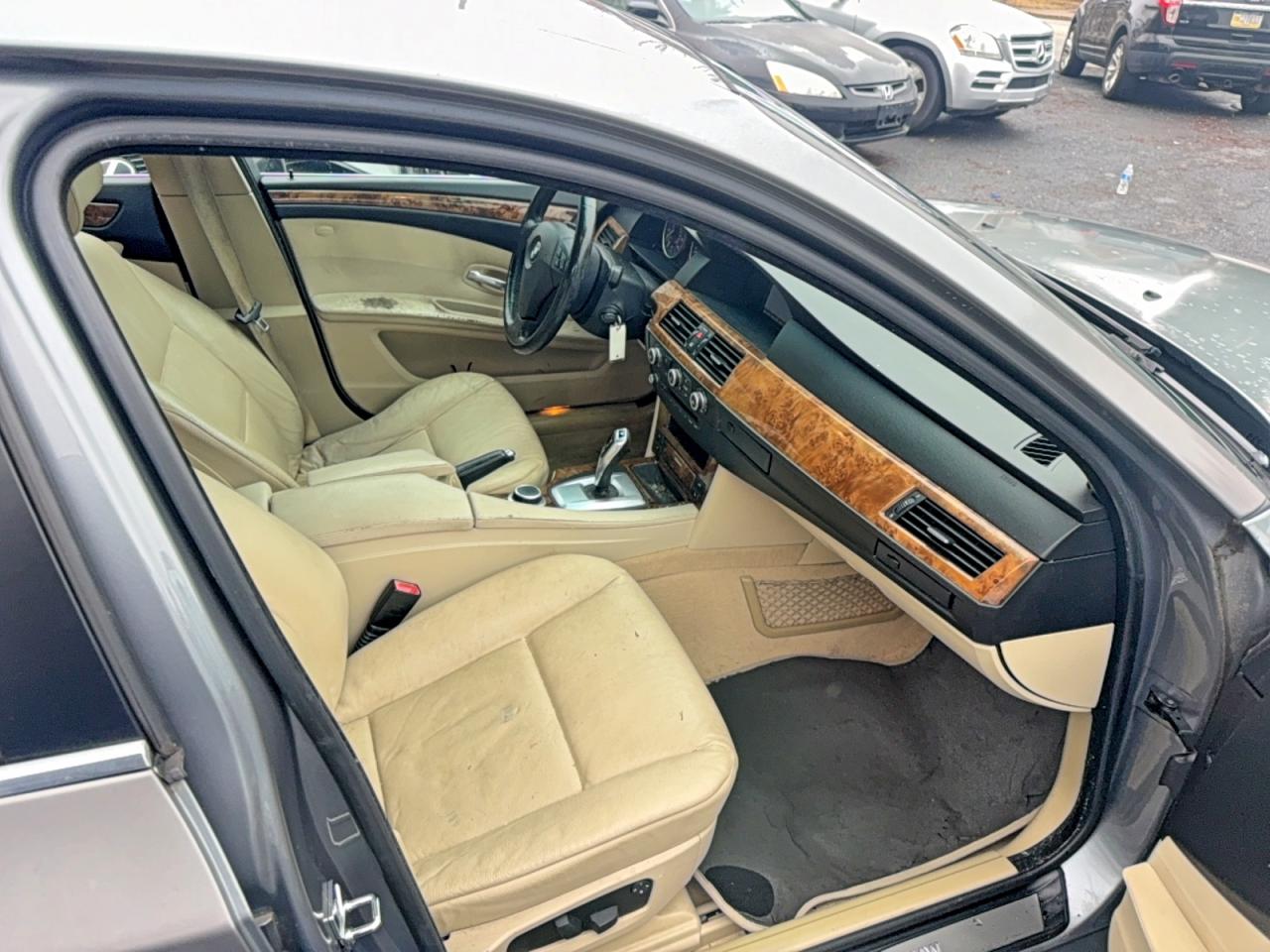 2008 Bmw 528 Xi Gray vin: WBANV13508C150511