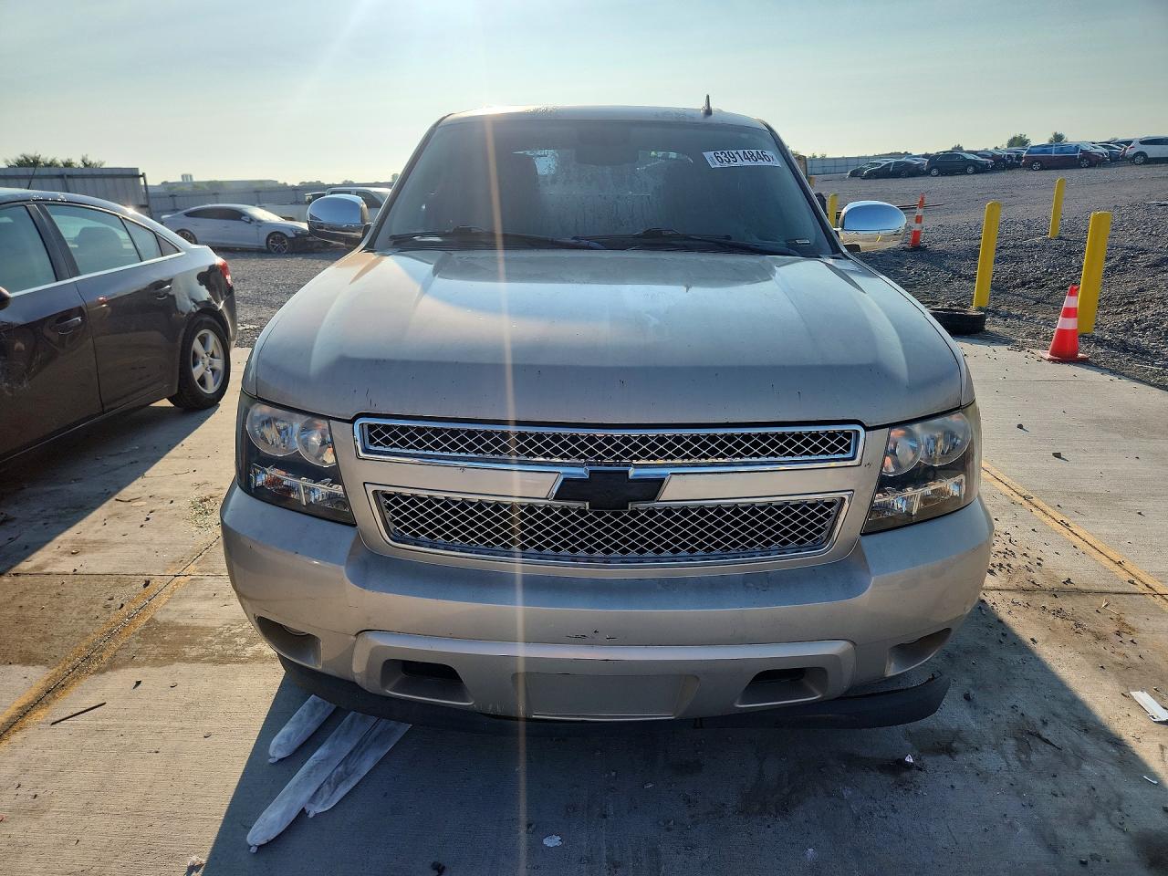 2009 Chevrolet Avalanche C1500 Ls Tan vin: 3GNEC12J19G150983