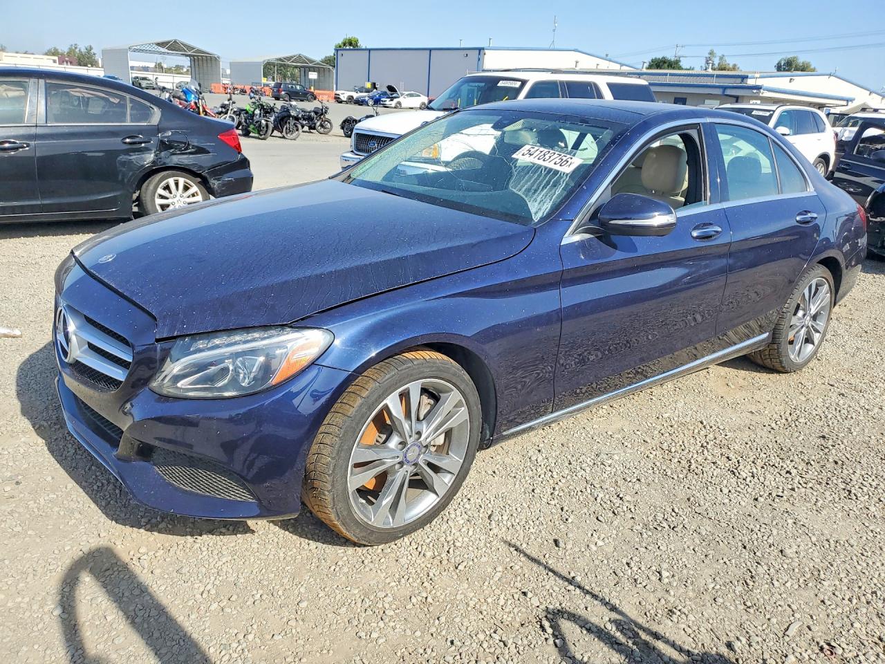 2015 Mercedes-benz C 300 4matic Синий vin: 55SWF4KB1FU019082