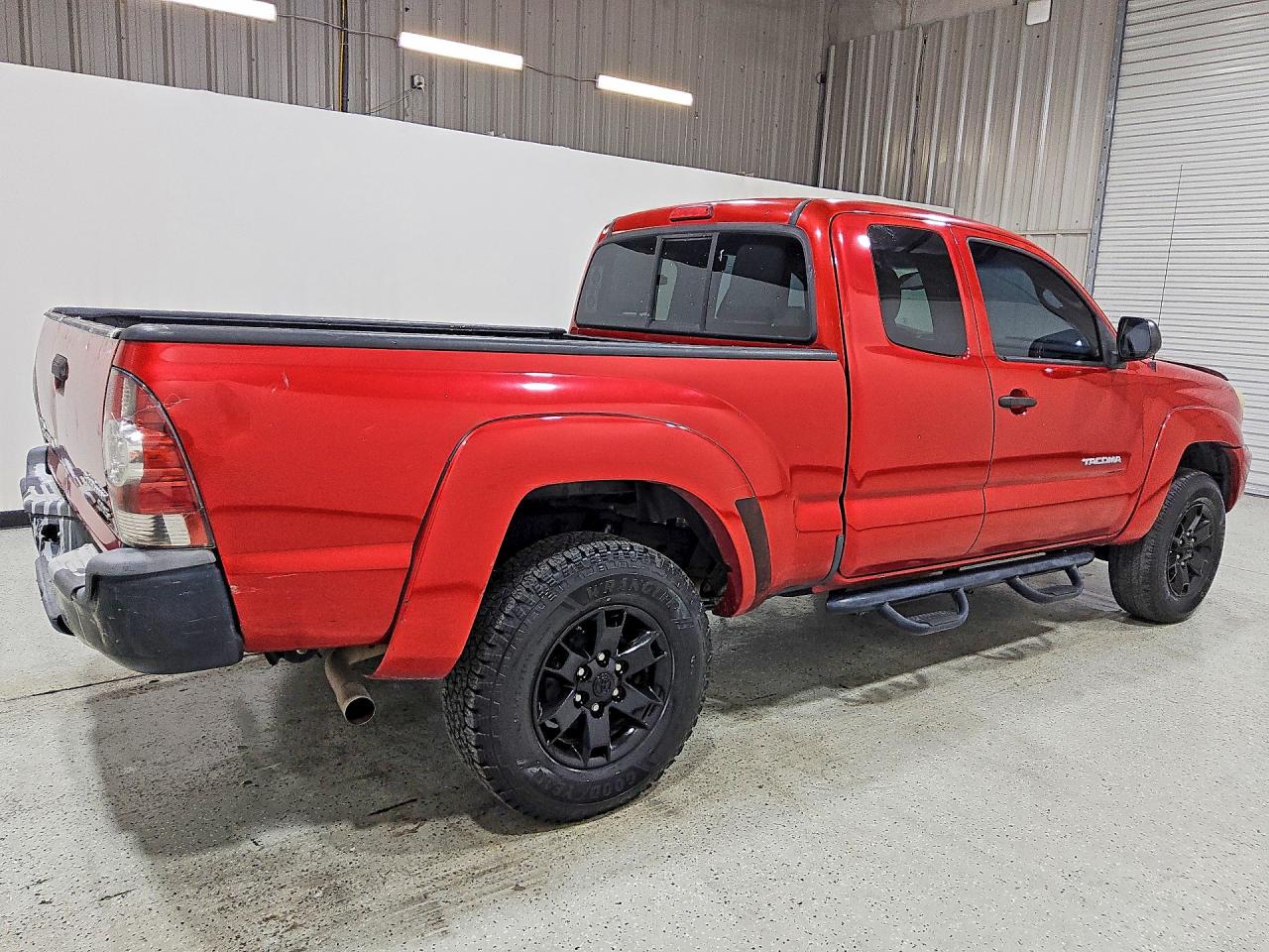 2013 Toyota Tacoma Prerunner Access Cab Red vin: 5TFTX4GN5DX021957