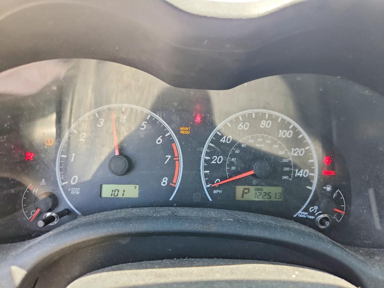 2010 Toyota Corolla S Белый vin: 1NXBU4EE5AZ200130