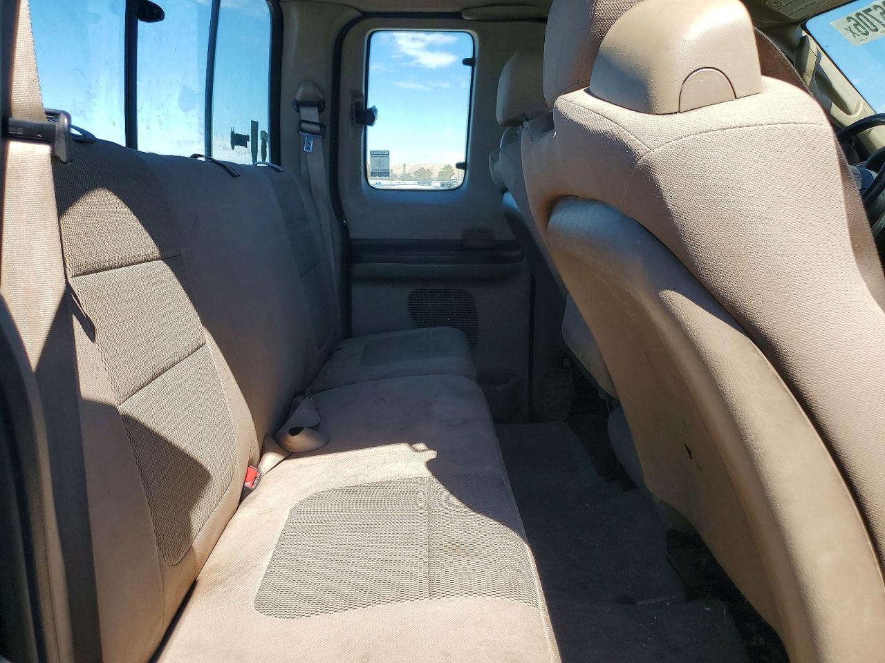 2005 Ford F250 Super Duty Gray vin: 1FTSX21P05EB21584