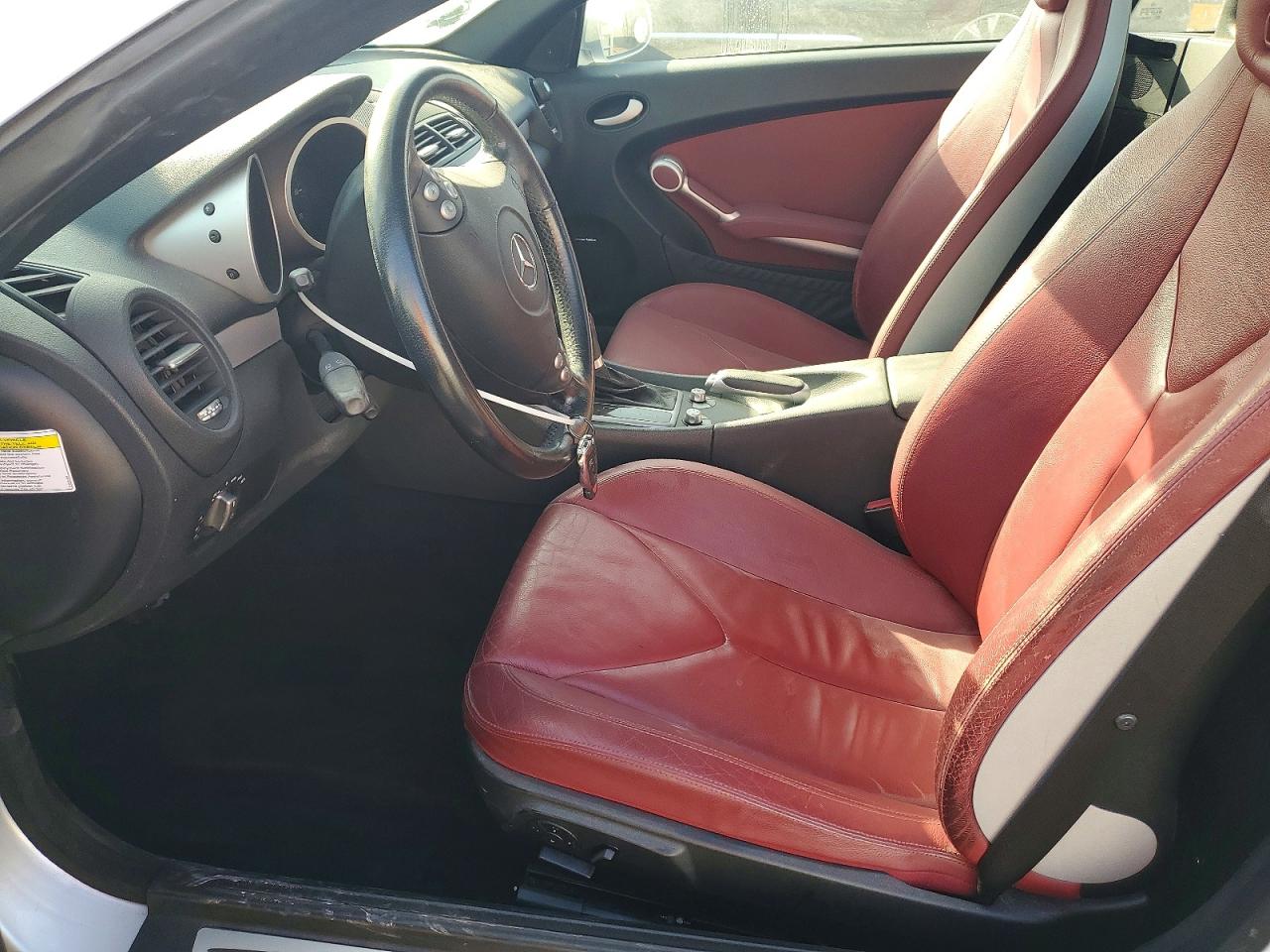 2007 Mercedes-benz Slk 350 Silver vin: WDBWK56F07F142125