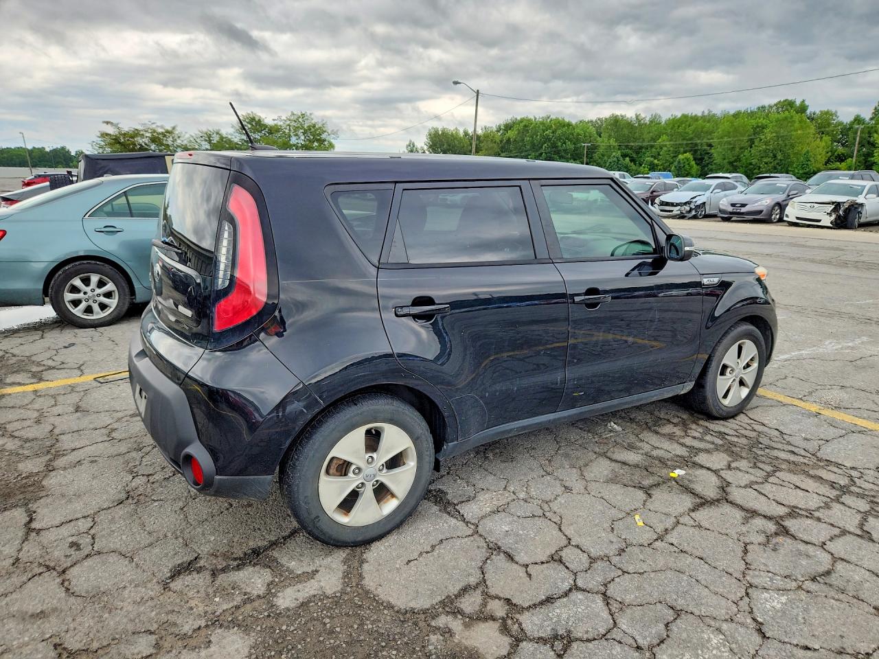 2014 Kia Soul + Black vin: KNDJP3A57E7024368