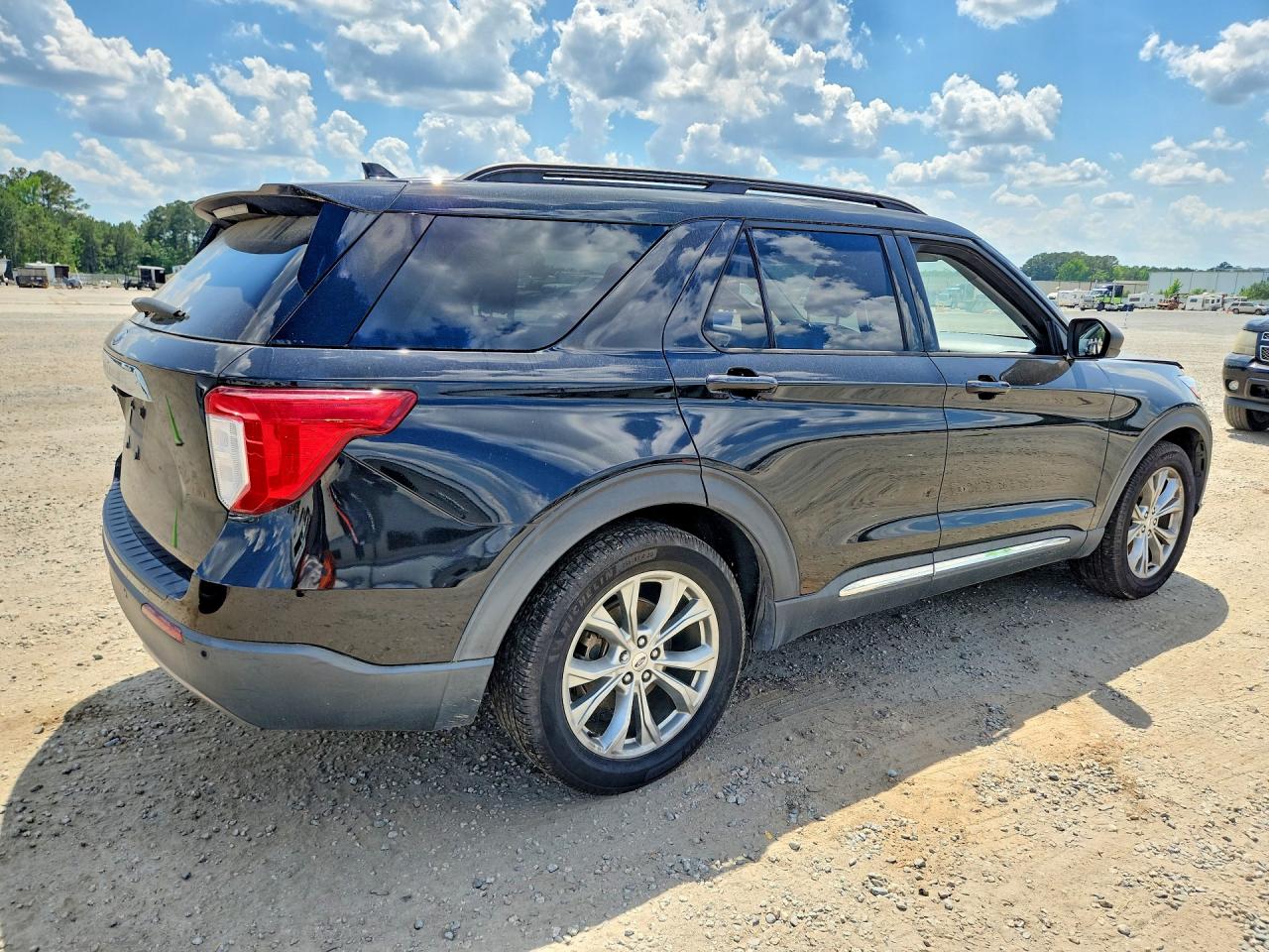 2020 Ford Explorer Xlt Black vin: 1FMSK7DH0LGD13620