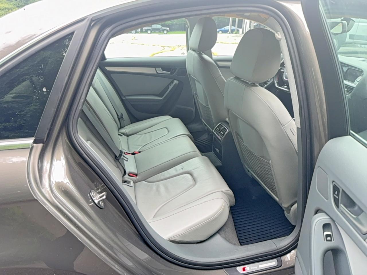 2014 Audi A4 Premium Plus Gray vin: WAUFFAFL7EN029938