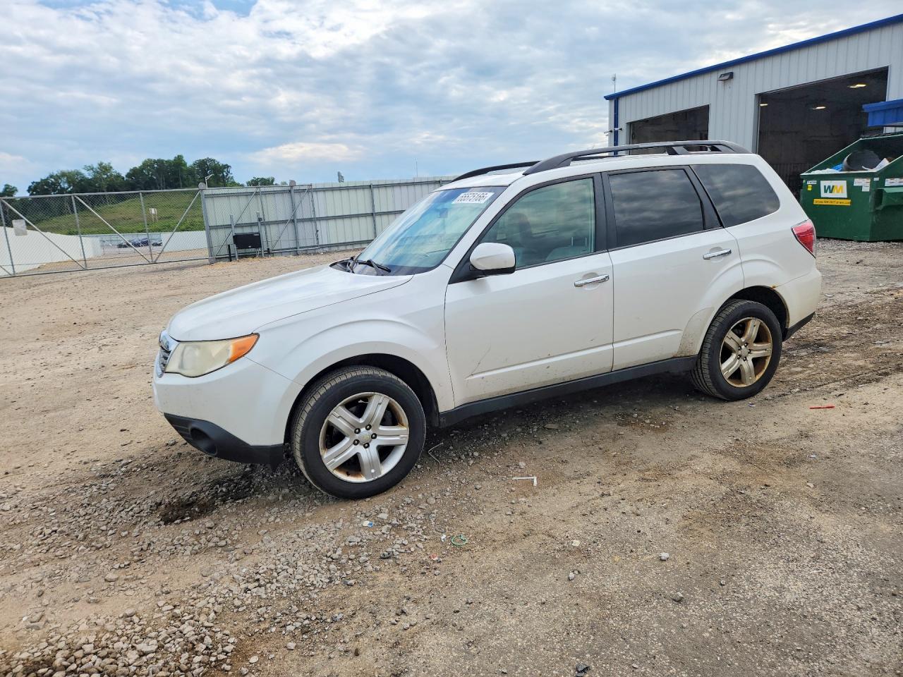 2010 Subaru Forester 2.5x Premium White vin: JF2SH6CC0AH759567