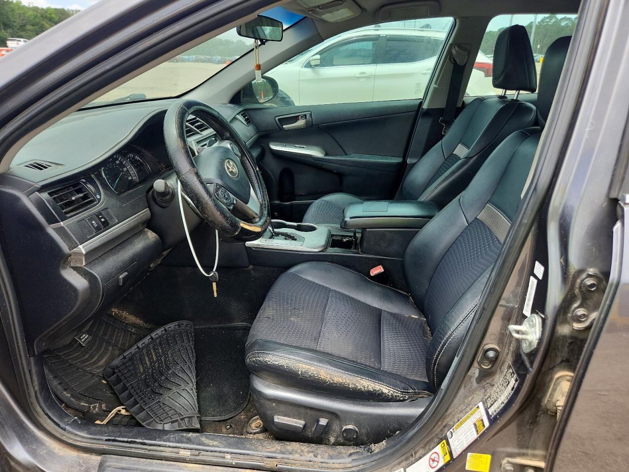 2013 Toyota Camry Se Charcoal vin: 4T1BF1FKXDU665732