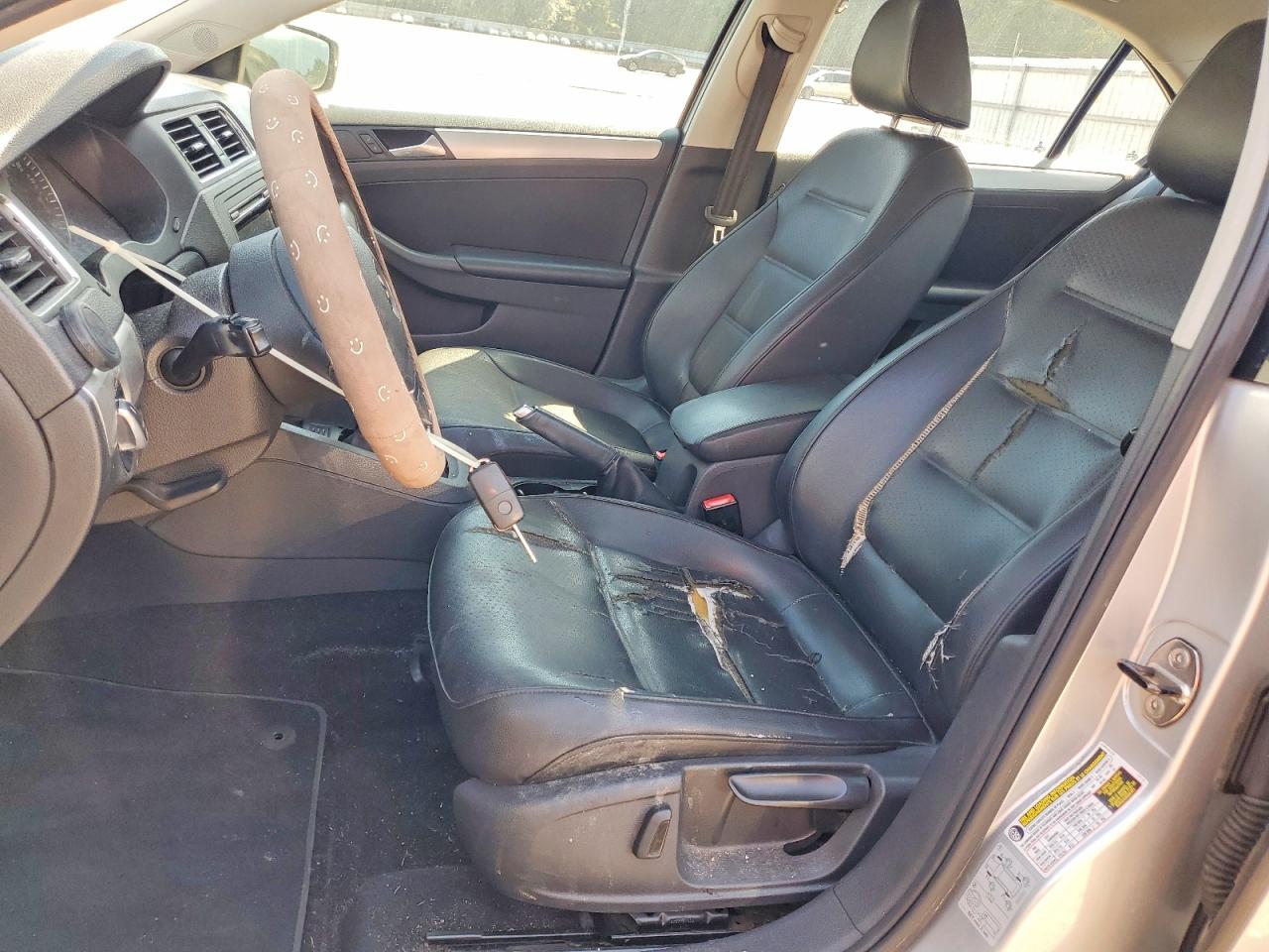 2014 Volkswagen Jetta Se Silver vin: 3VWD17AJ2EM303698