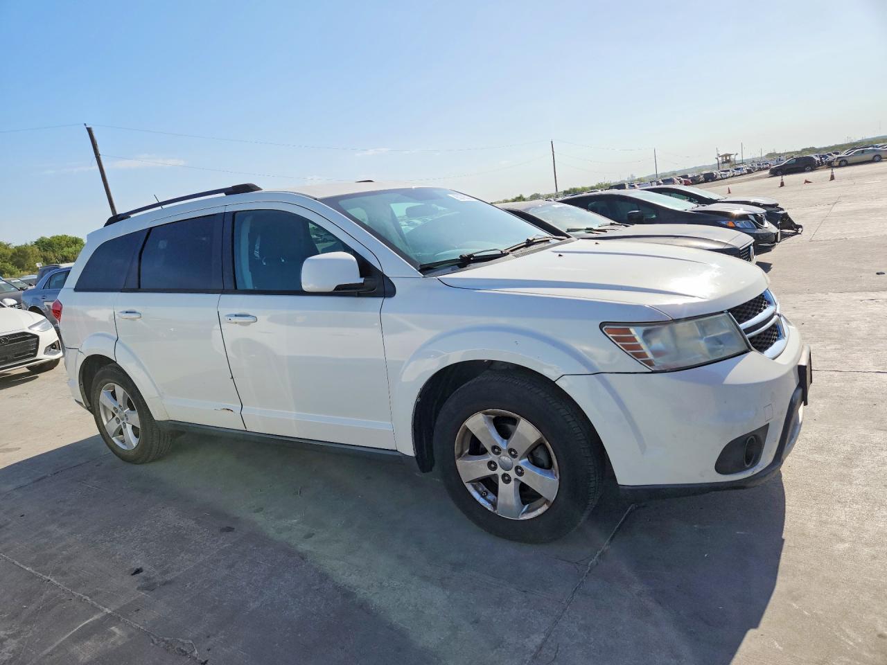 2012 Dodge Journey Sxt White vin: 3C4PDCBG6CT248811