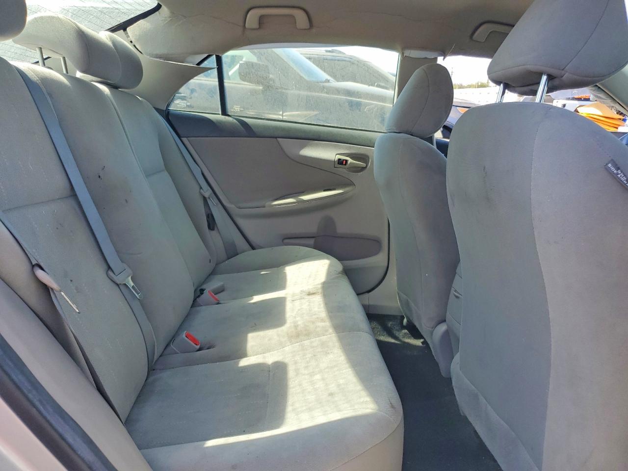 2012 Toyota Corolla L Серебряный vin: 5YFBU4EE2CP037764