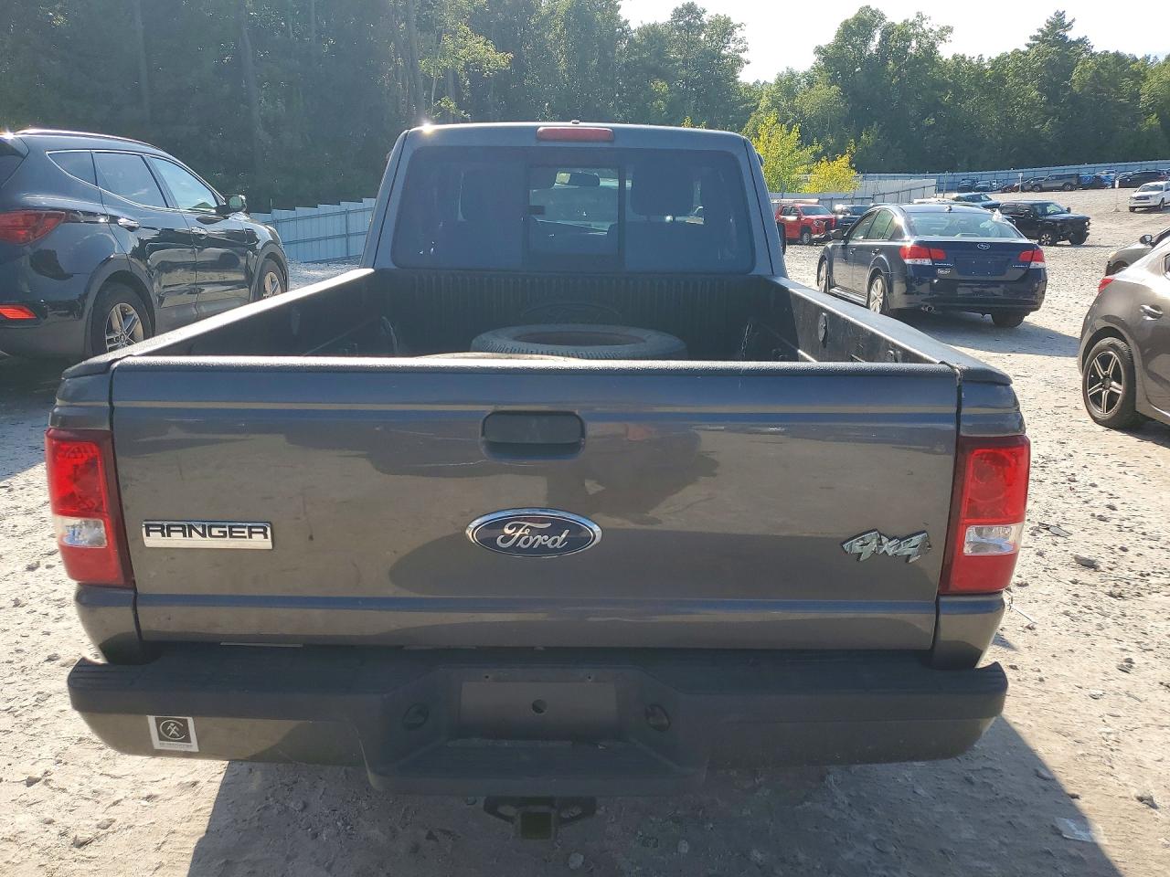2011 Ford Ranger Super Cab Gray vin: 1FTLR4FE4BPA58331