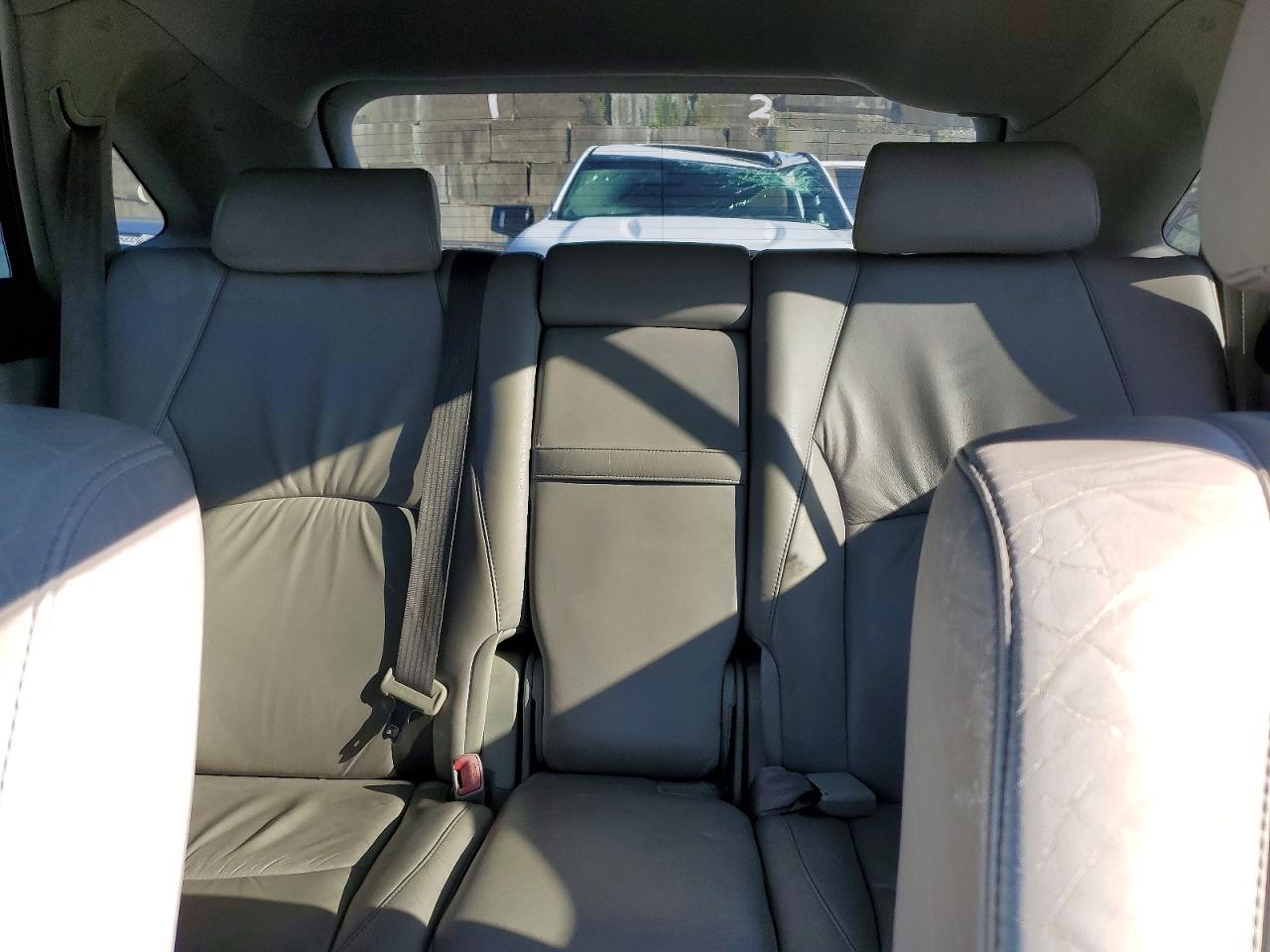 2004 Lexus Rx 330 Gold vin: 2T2GA31U14C012339