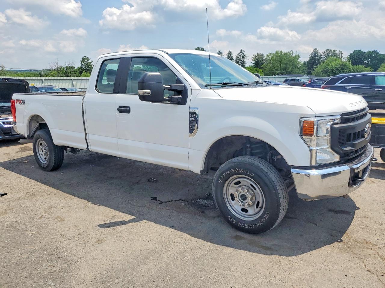 2020 Ford F250 Super Duty White vin: 1FT7X2B62LEC74508
