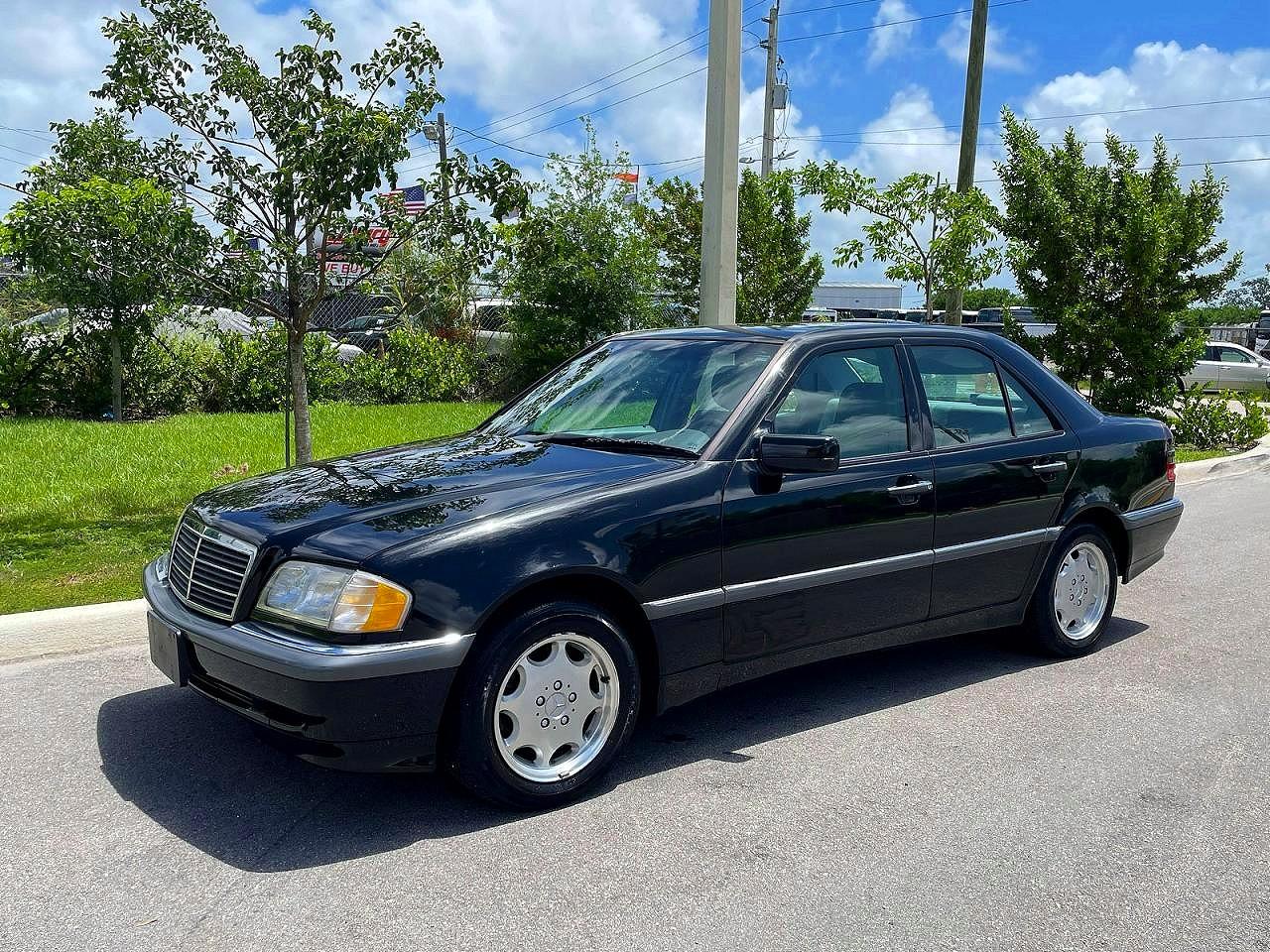 1998 Mercedes-benz C 230 Black vin: WDBHA23G8WA555882