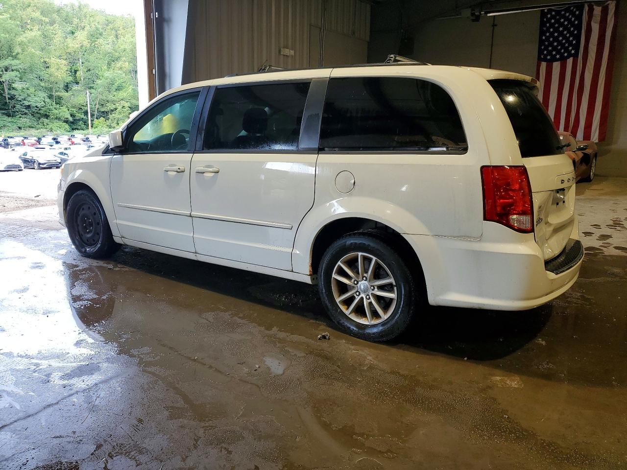 2012 Dodge Grand Caravan Sxt White vin: 2C4RDGCG1CR265582