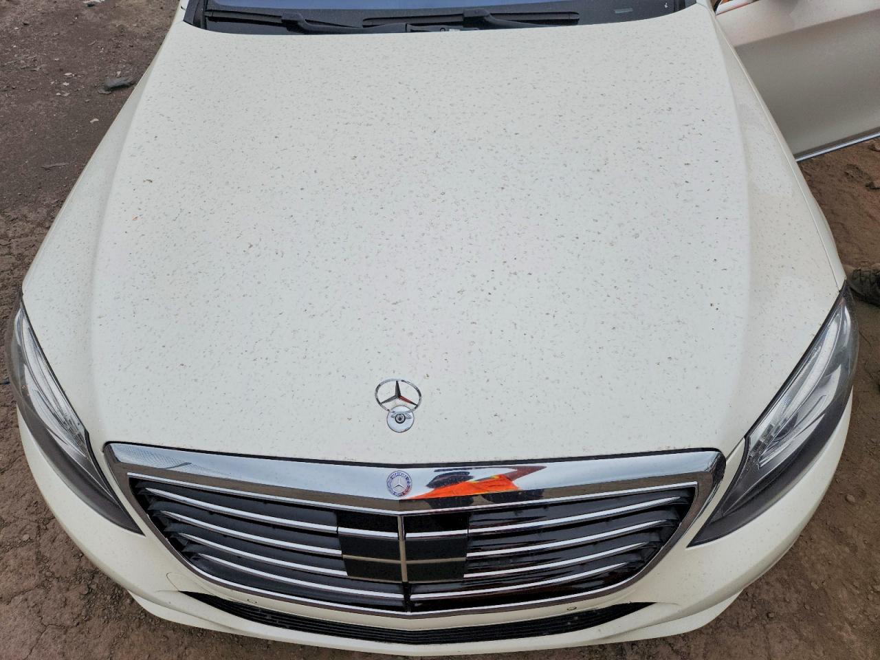 2015 Mercedes-benz S 550 White vin: WDDUG8CBXFA092722