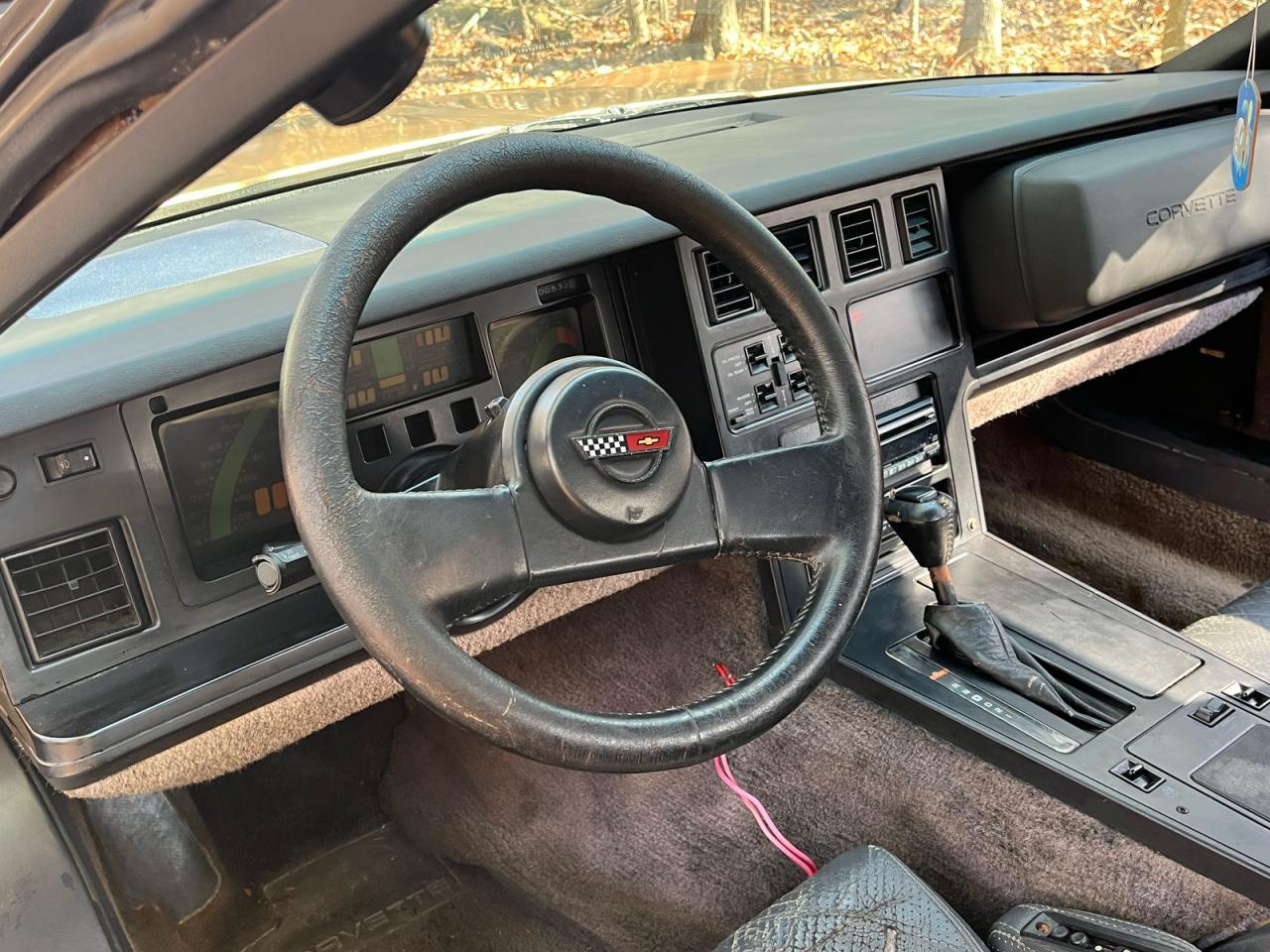 1986 Chevrolet Corvette Gold vin: 1G1YY6789G5902436