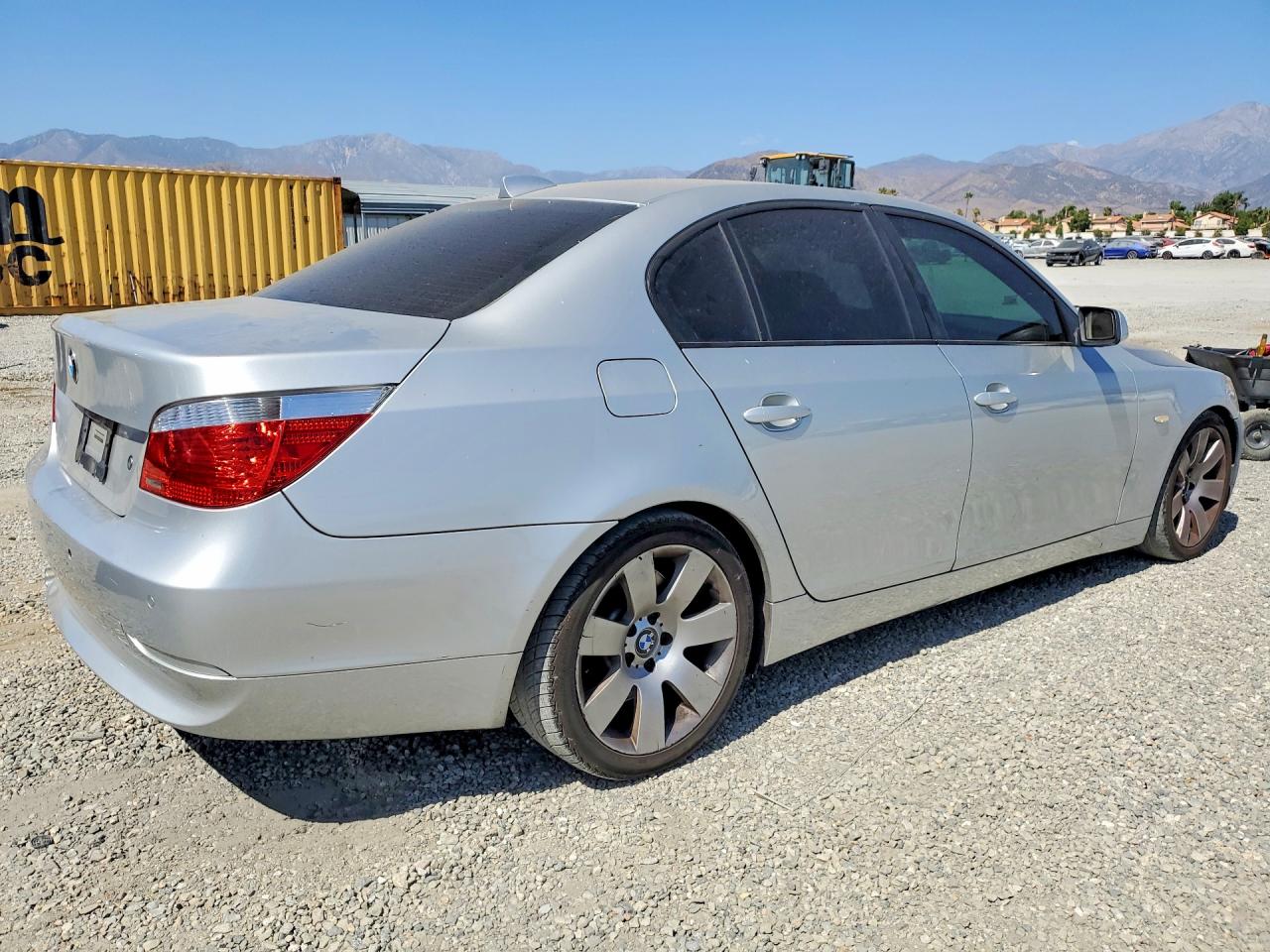 2007 Bmw 550 I Silver vin: WBANB53597CP07575