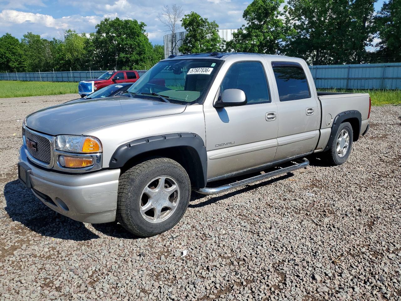 2005 Gmc Sierra K1500 Denali Silver vin: 2GTEK63N151213724