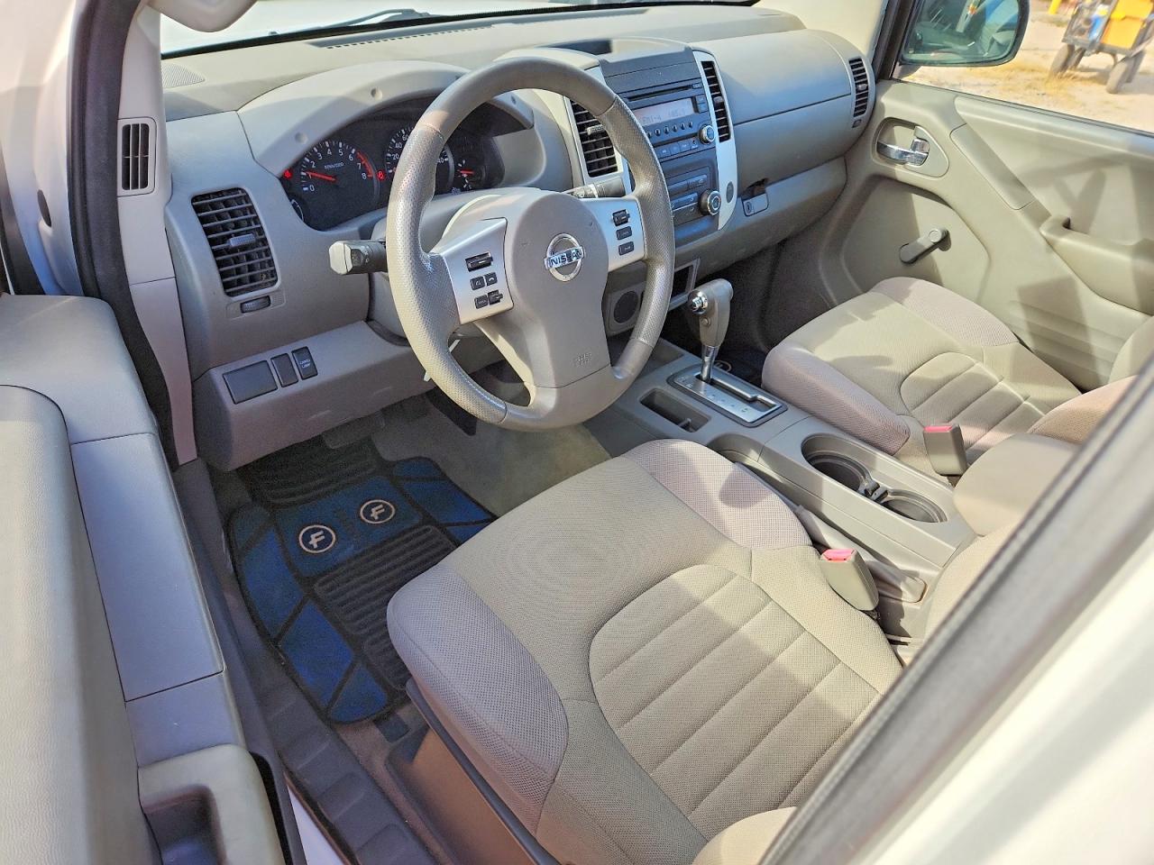 2015 Nissan Frontier S White vin: 1N6BD0CT0FN704209