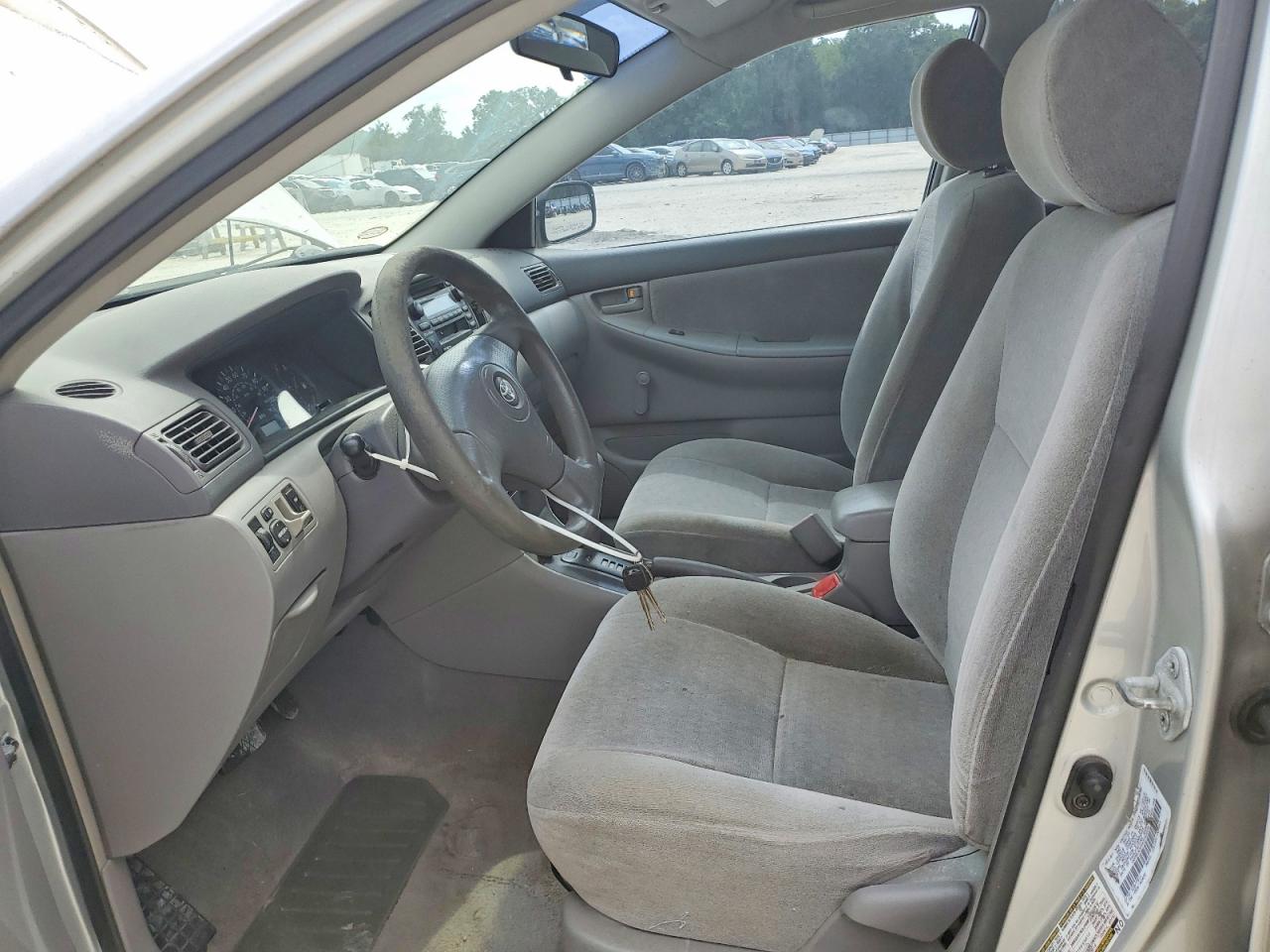 2004 Toyota Corolla Ce Серебряный vin: 1NXBR32E94Z242028
