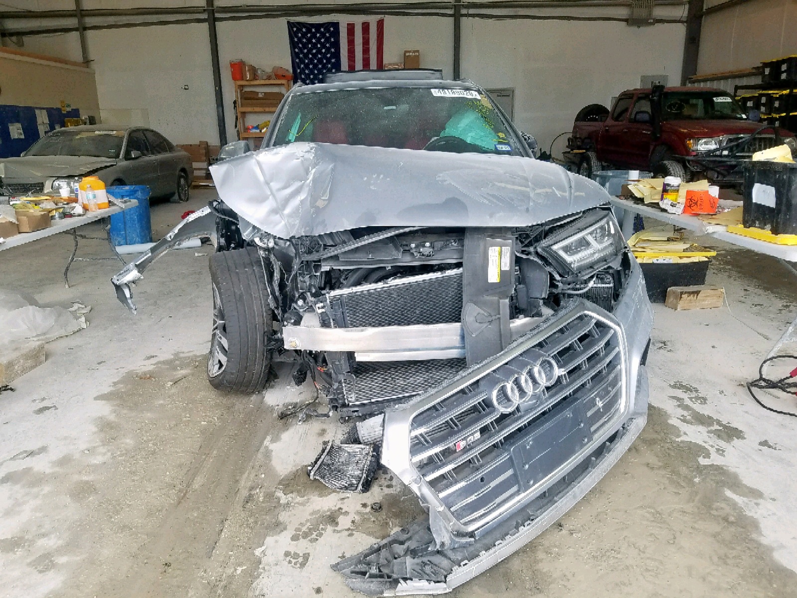 2018 Audi Sq5 Prestige Silver vin: WA1C4AFY4J2156787