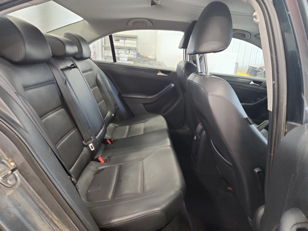 2014 Volkswagen Jetta Se Gray vin: 3VWD17AJ8EM260730