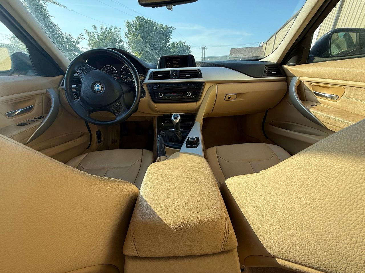 2013 Bmw 328 I Brown vin: WBA3A5C53DF453494