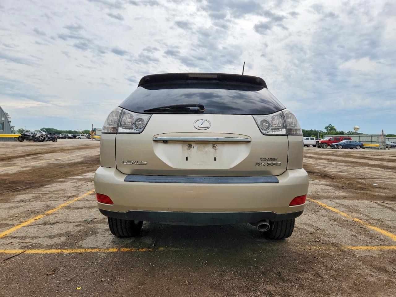 2004 Lexus Rx 330 Gold vin: JTJHA31U540047742