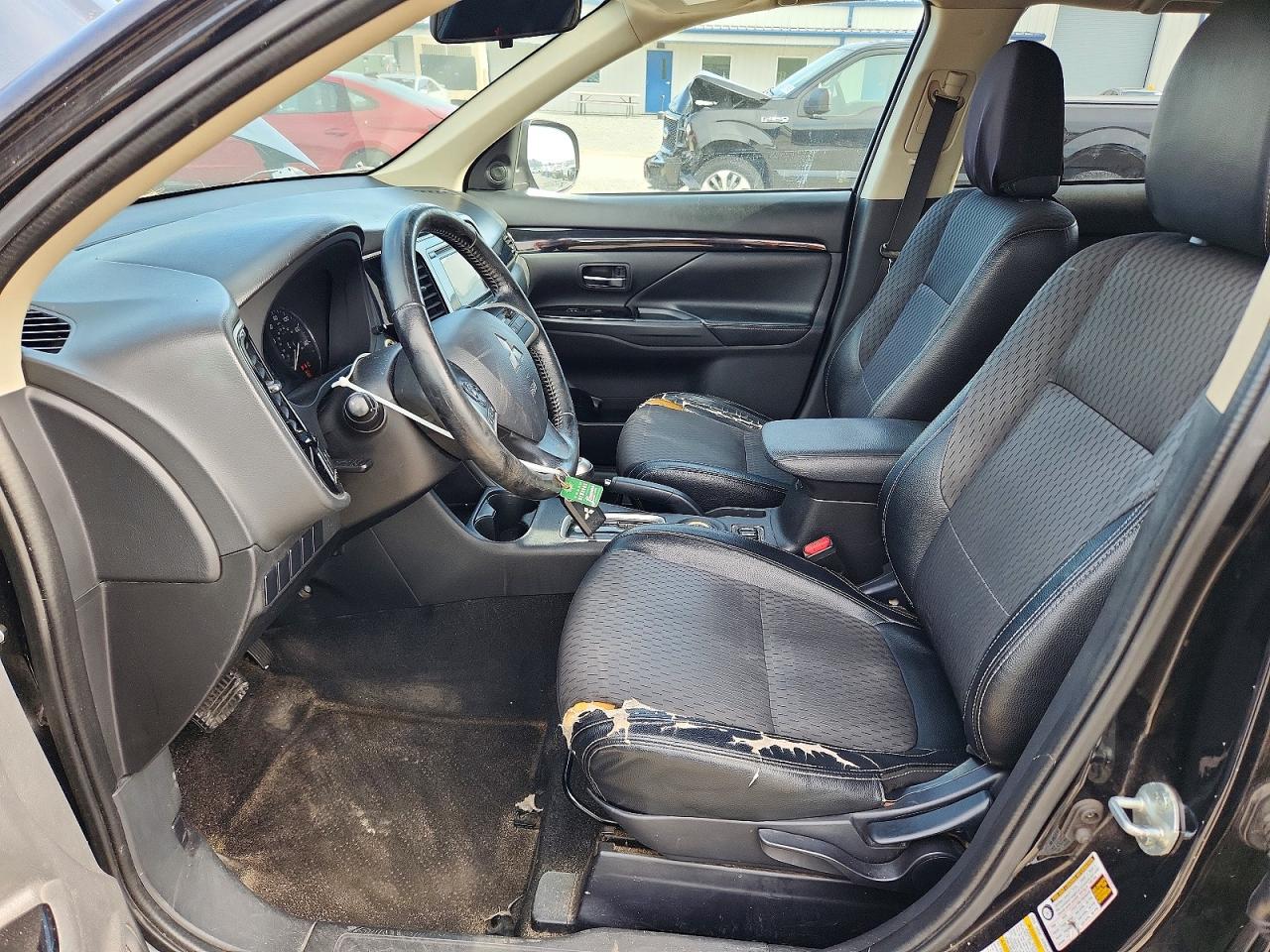 2015 Mitsubishi Outlander Se Black vin: JA4AZ3A33FZ012548